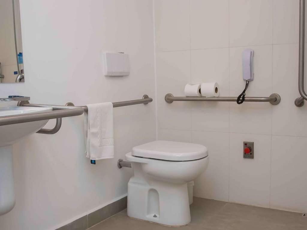 Ibis Budget Campinas Aquidaban Екстериор снимка